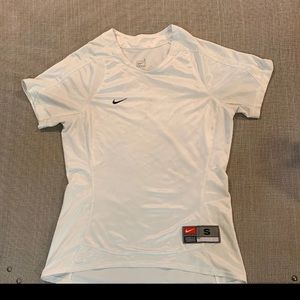 Womens nike short sleeve